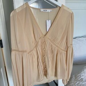 ASTR Women's Beige Blouse with Lace Detail